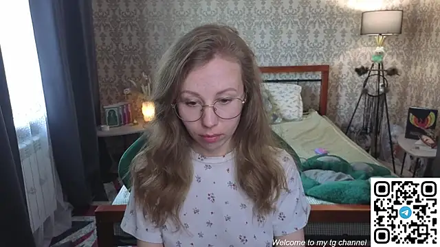 Lill Mary online show from 04-28-26, 02:27