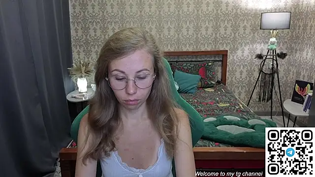 Snapshot of Lill_Mary chatting on 07-03-26, 02:29 Lill Mary online show from 07-03-26, 02:29