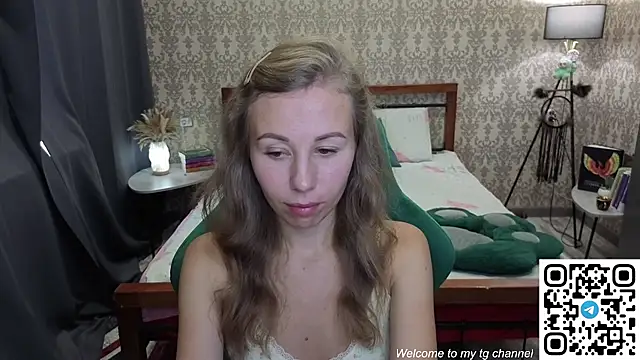 Snapshot of Lill_Mary chatting on 07-25-26, 05:38 Lill Mary online show from 07-25-26, 05:38