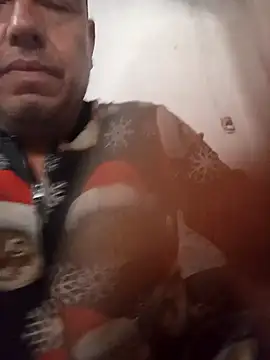 Snapshot of strip_1212 chatting on 12-14-25, 02:44 strip 1212 online show from 12-14-25, 02:44