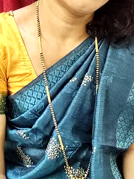 Snapshot of anuradha1432 chatting on 09-29-25, 09:14 anuradha1432 online show from 09-29-25, 09:14