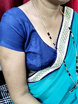 Snapshot of anuradha1432 chatting on 11-22-25, 09:41 anuradha1432 online show from 11-22-25, 09:41