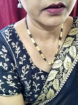 Snapshot of anuradha1432 chatting on 12-14-25, 10:20 anuradha1432 online show from 12-14-25, 10:20