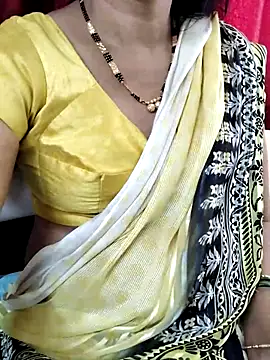 Snapshot of anuradha1432 chatting on 01-09-26, 09:12 anuradha1432 online show from 01-09-26, 09:12