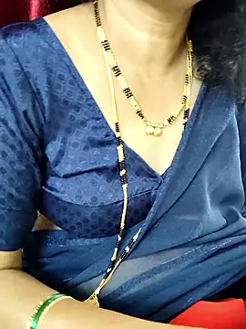 Snapshot of anuradha1432 chatting on 01-11-26, 08:41 anuradha1432 online show from 01-11-26, 08:41