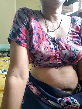 anuradha1432 online show from 07-09-26, 10:52