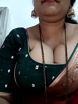 Nyra-23 online show from 11-09-25, 11:30