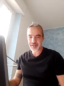 Snapshot of Marcolino183 chatting on 12-11-24, 01:49 Marcolino183 online show from 12-11-24, 01:49