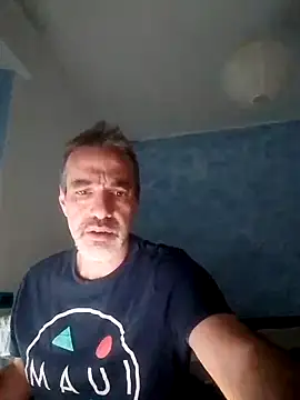 Snapshot of Marcolino183 chatting on 12-16-24, 02:49 Marcolino183 online show from 12-16-24, 02:49