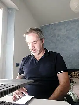 Snapshot of Marcolino183 chatting on 01-13-26, 08:19 Marcolino183 online show from 01-13-26, 08:19