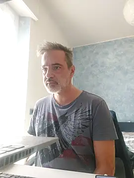 Snapshot of Marcolino183 chatting on 02-26-26, 08:57 Marcolino183 online show from 02-26-26, 08:57