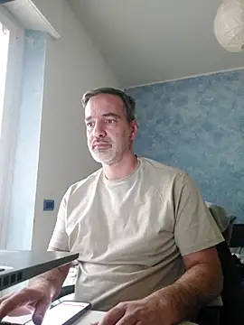 Snapshot of Marcolino183 chatting on 03-04-26, 08:20 Marcolino183 online show from 03-04-26, 08:20