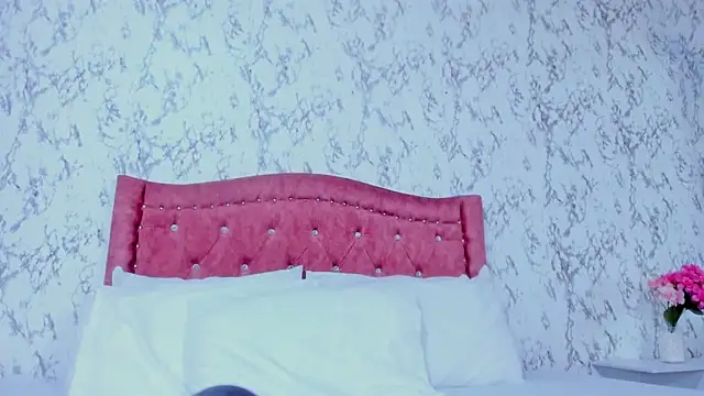 Mia Malkovaa  online show from 02-26-26, 05:12