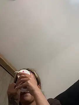 baby lizy online show from 09-12-25, 08:31