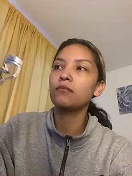 baby lizy online show from 10-18-25, 10:43