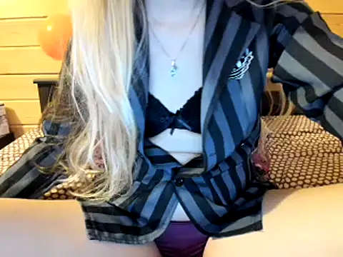 Cookiecutey online show from 11-01-25, 08:16