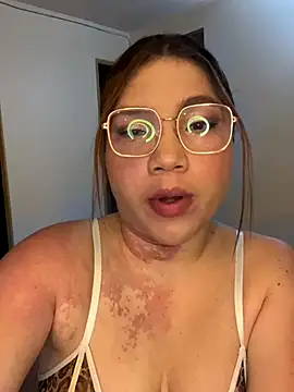 WhiteWomen online show from 10-30-25, 12:23