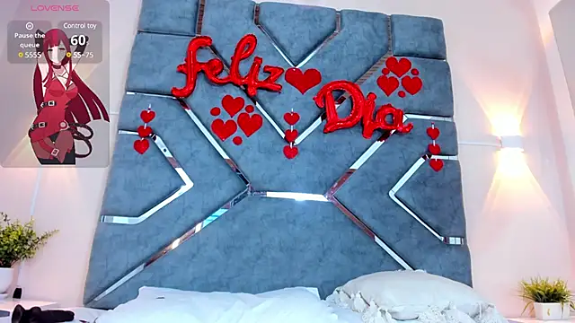 Snapshot of ashlyrey-1 chatting on 02-14-25, 10:47 ashlyrey-1 online show from 02-14-25, 10:47