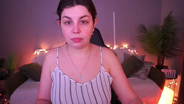 MirandaWong online show from 03-14-26, 05:35