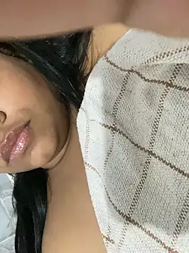 Snapshot of vic_pretynhaa chatting on 12-29-24, 01:17 vic pretynhaa online show from 12-29-24, 01:17