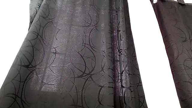 Snapshot of Kitten_Hot_ chatting on 11-29-25, 09:18 Kitten Hot online show from 11-29-25, 09:18