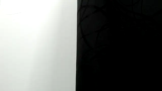 Snapshot of Kitten_Hot_ chatting on 01-16-26, 06:39 Kitten Hot online show from 01-16-26, 06:39