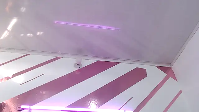 Snapshot of Kitten_Hot_ chatting on 02-04-26, 10:15 Kitten Hot online show from 02-04-26, 10:15