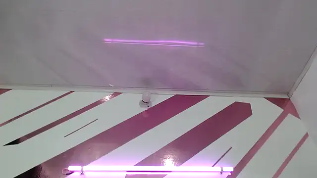 Snapshot of Kitten_Hot_ chatting on 02-12-26, 01:22 Kitten Hot online show from 02-12-26, 01:22