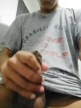 Snapshot of danuel23 chatting on 03-05-25, 06:54 danuel23 online show from 03-05-25, 06:54