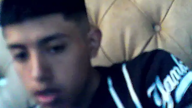 Snapshot of danuel23 chatting on 10-04-25, 07:23 danuel23 online show from 10-04-25, 07:23