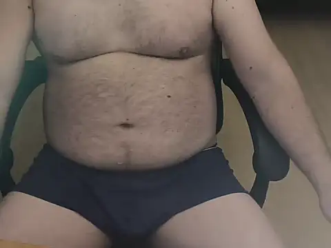 Snapshot of Michu31 chatting on 01-10-26, 11:20 Michu31 online show from 01-10-26, 11:20