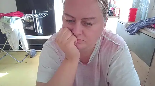 Snapshot of Meliss_Official9 chatting on 02-24-25, 07:55 Meliss Official9 online show from 02-24-25, 07:55