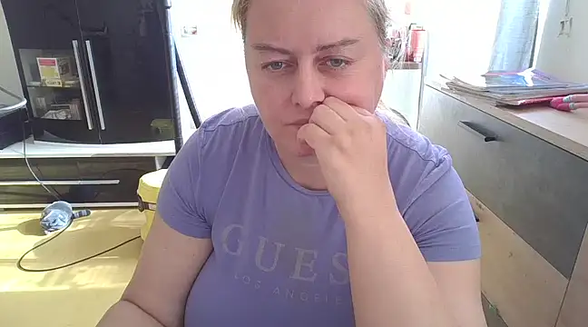 Snapshot of Meliss_Official9 chatting on 02-24-25, 11:10 Meliss Official9 online show from 02-24-25, 11:10