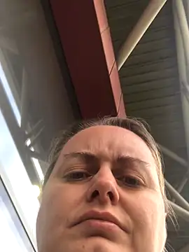 Snapshot of Meliss_Official9 chatting on 11-27-25, 09:55 Meliss Official9 online show from 11-27-25, 09:55