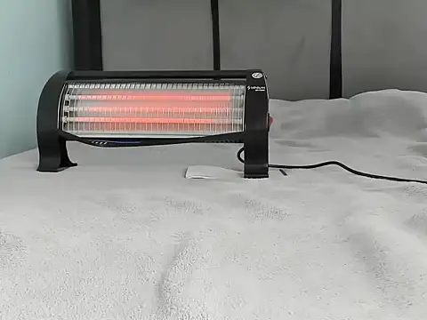 Snapshot of BusraYilmazz chatting on 03-04-26, 07:25 BusraYilmazz online show from 03-04-26, 07:25