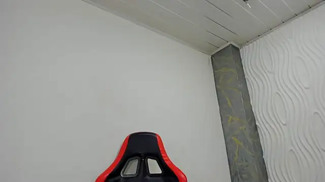 Snapshot of Catalehia_Milk chatting on 11-12-25, 08:52 Catalehia Milk online show from 11-12-25, 08:52