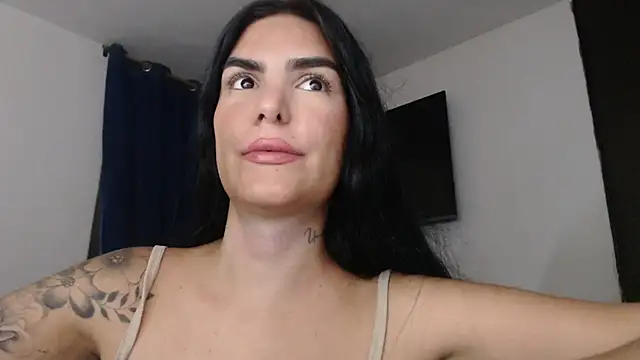 Snapshot of MARYADSUARD chatting on 04-08-26, 05:40 MARYADSUARD online show from 04-08-26, 05:40