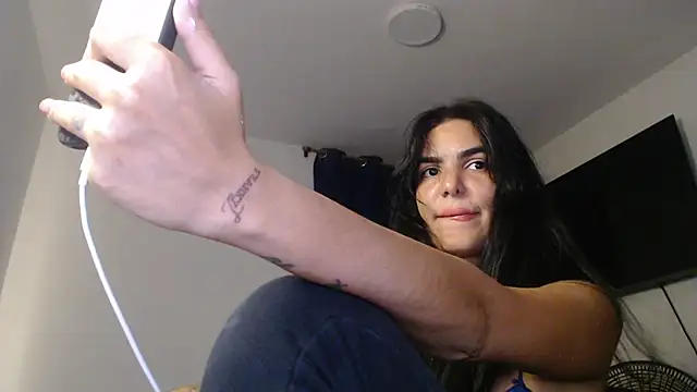 Snapshot of MARYADSUARD chatting on 04-23-26, 05:30 MARYADSUARD online show from 04-23-26, 05:30