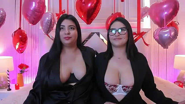 Snapshot of madeleine2112 chatting on 02-15-26, 06:21 madeleine2112 online show from 02-15-26, 06:21