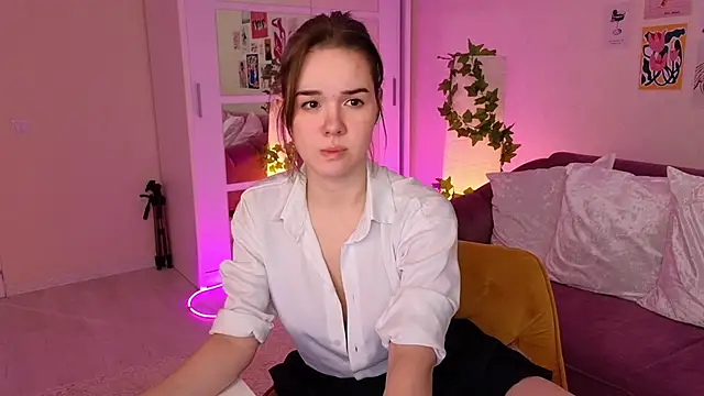 Snapshot of LindaRobertz chatting on 03-04-25, 09:07 LindaRobertz online show from 03-04-25, 09:07