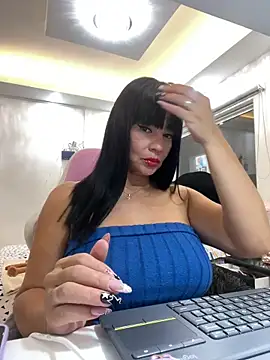 Hot beauty   online show from 06-11-26, 03:59