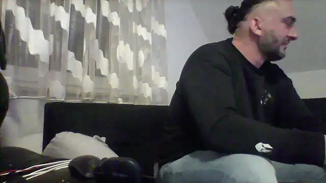 NewyorkDimi online show from 02-23-25, 04:50