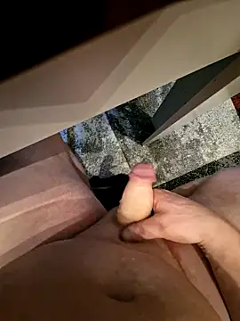 Snapshot of Warumnicht1980 chatting on 02-21-25, 07:23 Warumnicht1980 online show from 02-21-25, 07:23