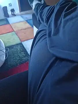 Snapshot of Warumnicht1980 chatting on 11-08-25, 05:18 Warumnicht1980 online show from 11-08-25, 05:18