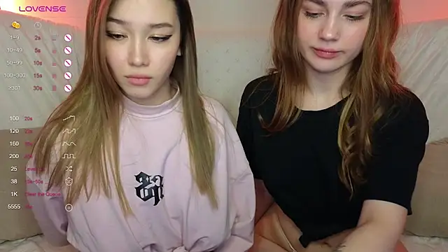 Snapshot of LuxuryGirl__ chatting on 03-08-25, 11:27 LuxuryGirl online show from 03-08-25, 11:27