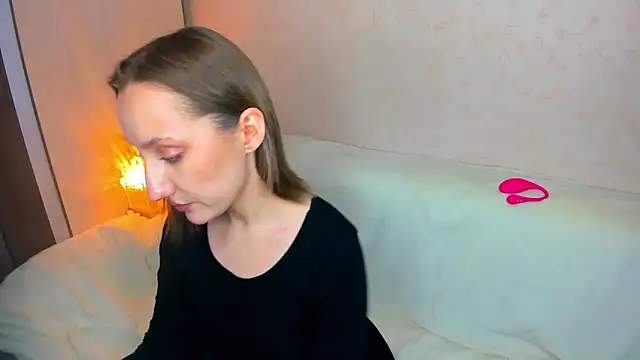 Snapshot of MelodyOfLovee chatting on 02-04-26, 11:31 MelodyOfLovee online show from 02-04-26, 11:31