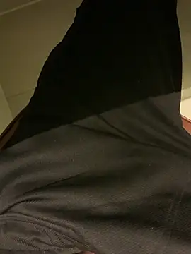 Snapshot of cummingmeat chatting on 12-24-24, 05:44 cummingmeat online show from 12-24-24, 05:44