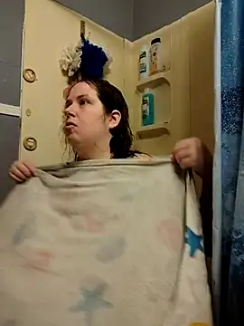 Snapshot of 023Longandjuicy chatting on 11-27-25, 03:30 023Longandjuicy online show from 11-27-25, 03:30