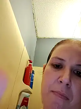 Snapshot of 023Longandjuicy chatting on 01-08-26, 04:15 023Longandjuicy online show from 01-08-26, 04:15