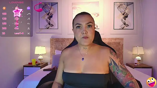 lyn adamns online show from 12-16-24, 09:09